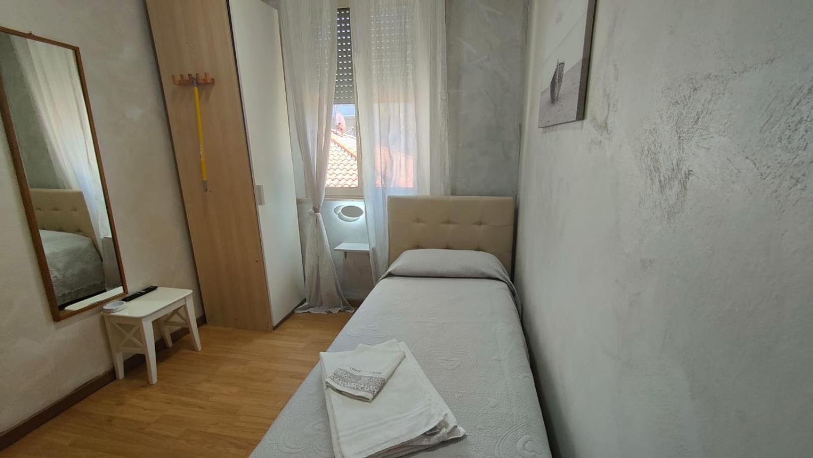 רימיני Hotel Eriale מראה חיצוני תמונה